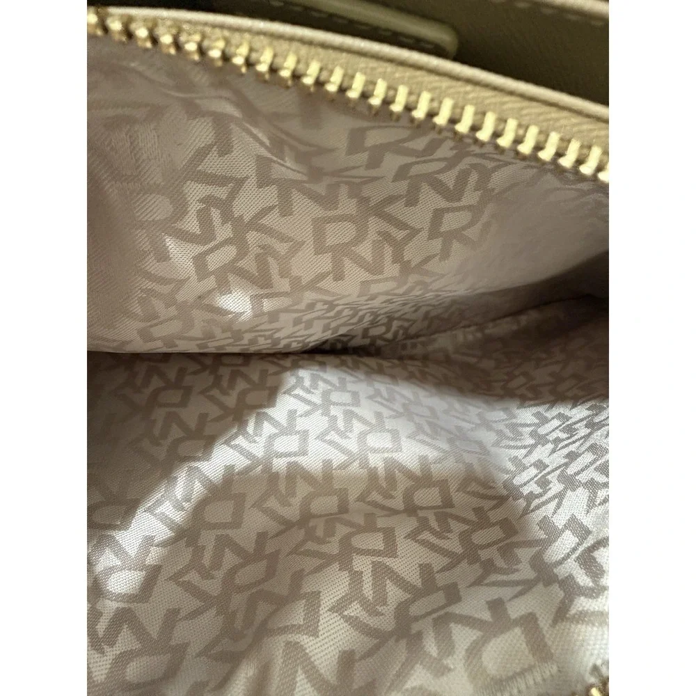 Dkny Robinson Double Zip Beige Saffiano Leather Tote